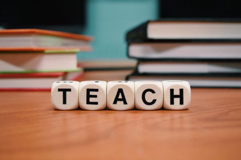 curriculum writing jobs education